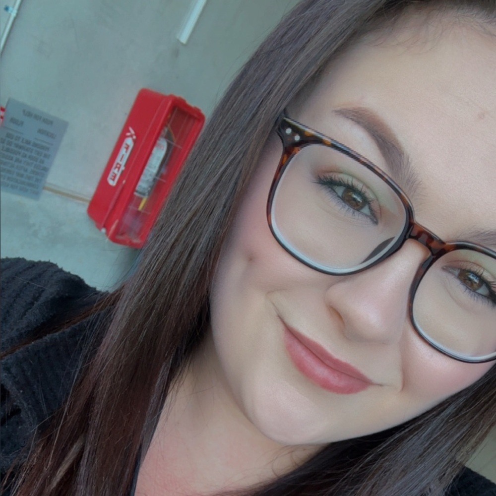 Meet your Posher, Kathleen